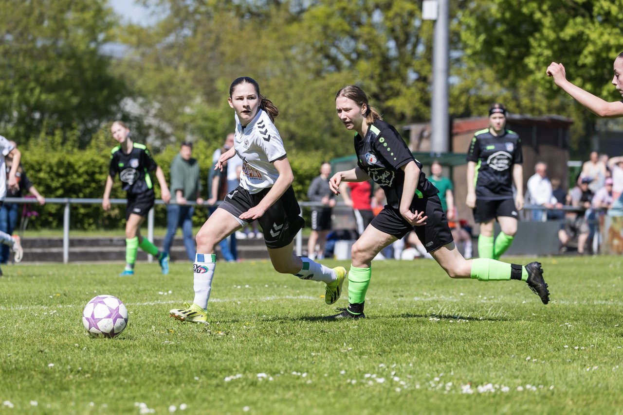 Bild 85 - wBJ SV Henstedt Ulzburg - FSG Oldendorf Itzehoe : Ergebnis: 6:3